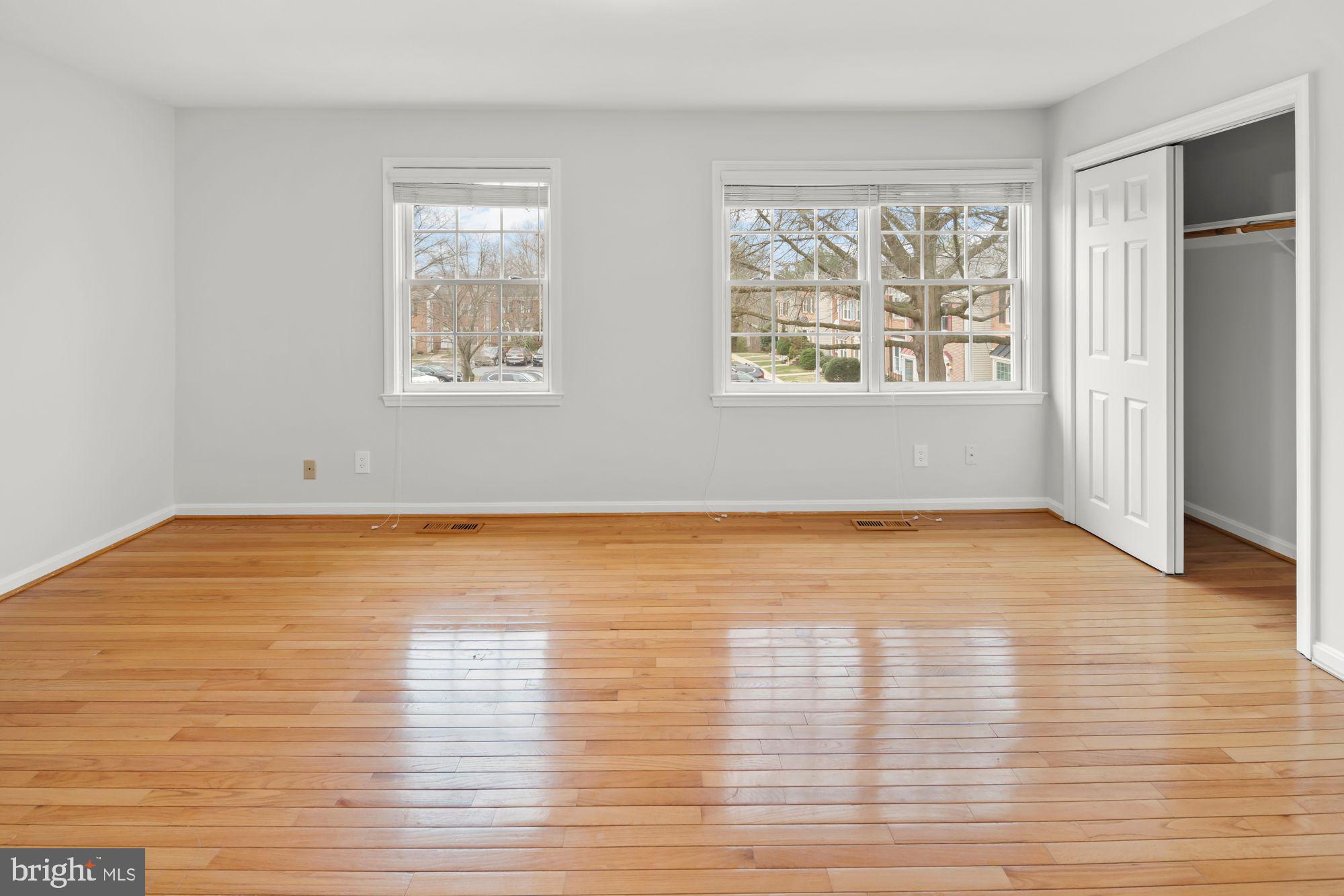LANDSDOWNE - Residential
