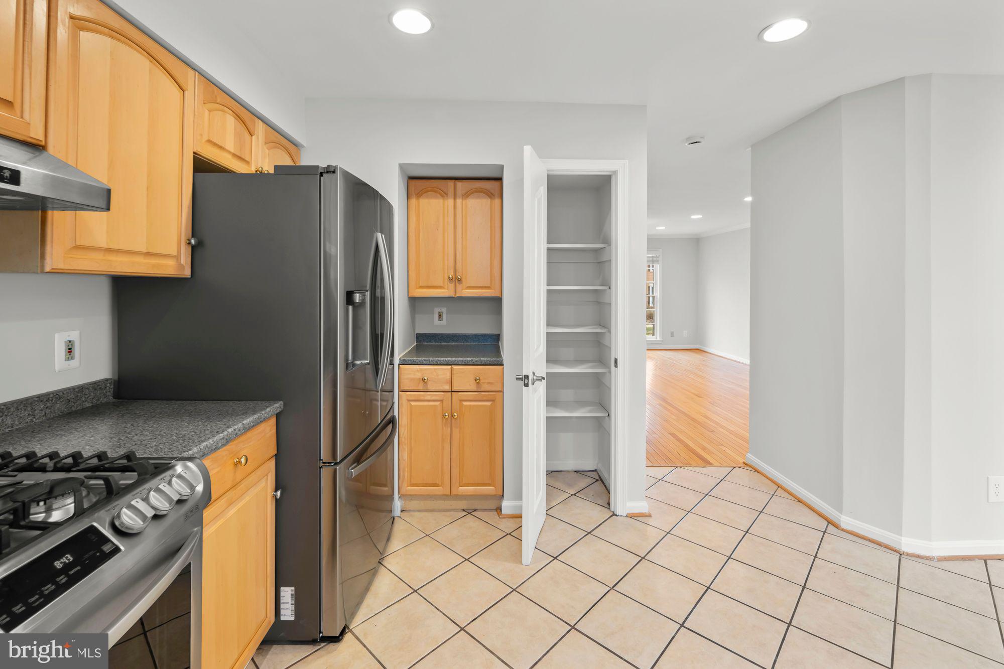 LANDSDOWNE - Residential