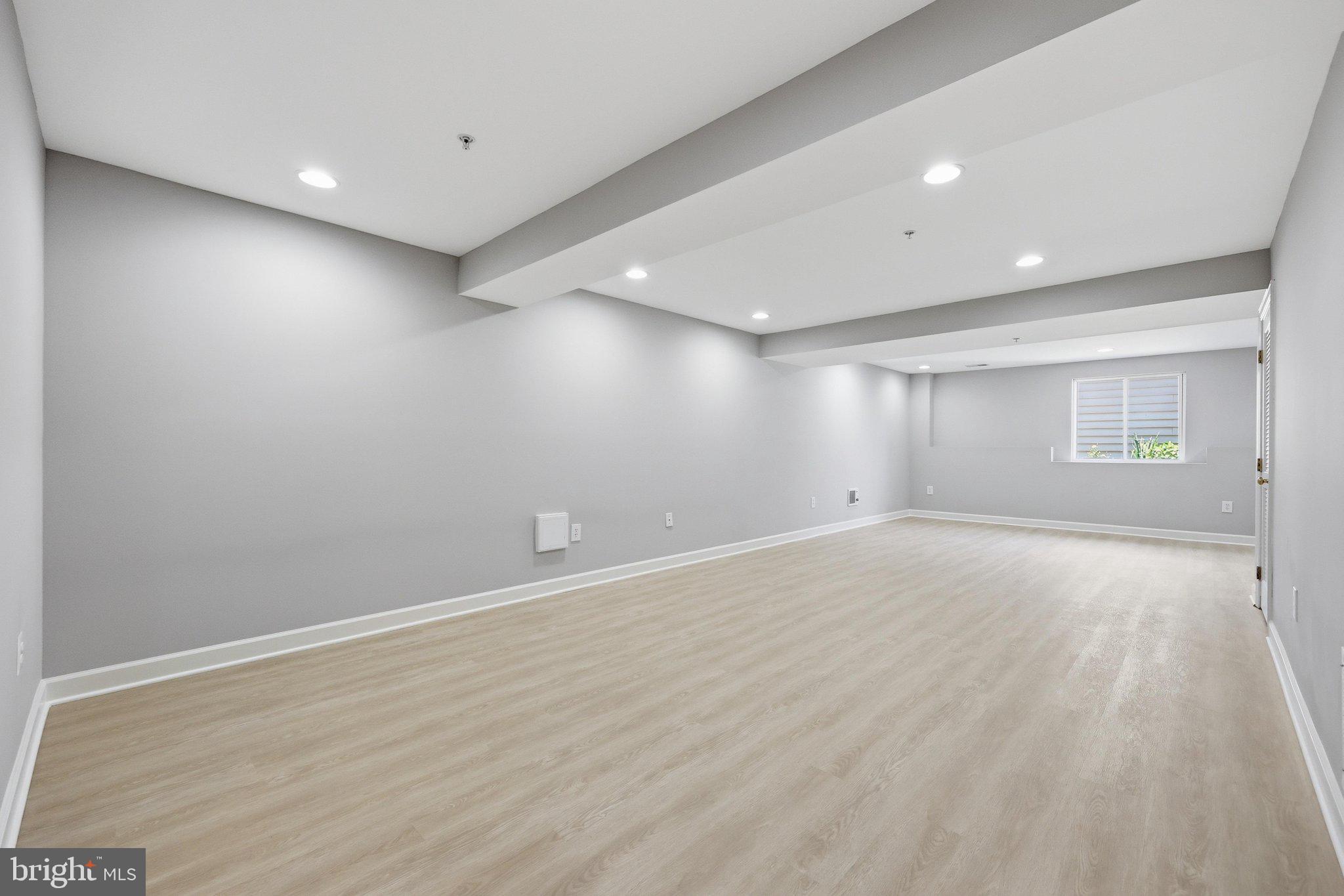 ARORA HILLS - Residential