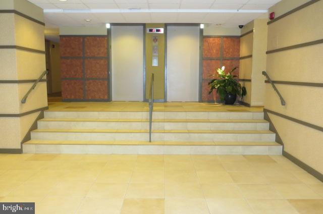 PLYMOUTH HILLS - Residential Lease