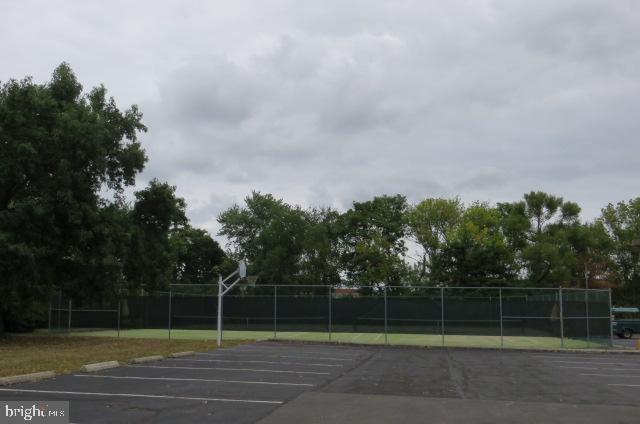 PLYMOUTH HILLS - Residential Lease