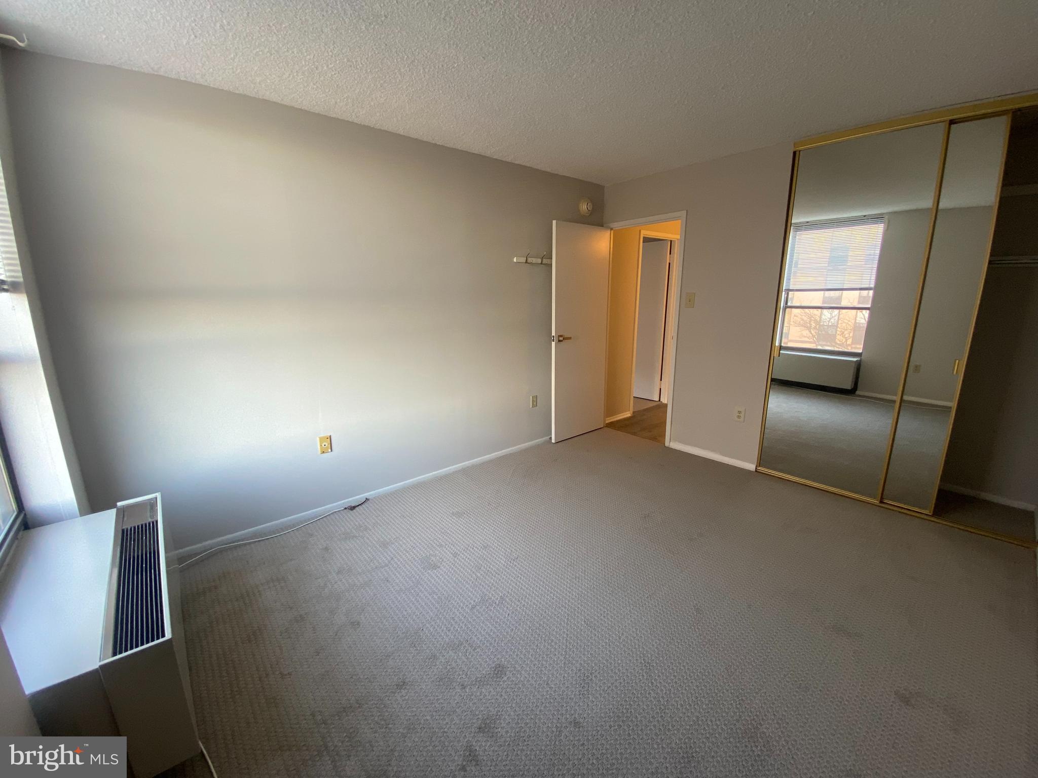 PLYMOUTH HILLS - Residential Lease