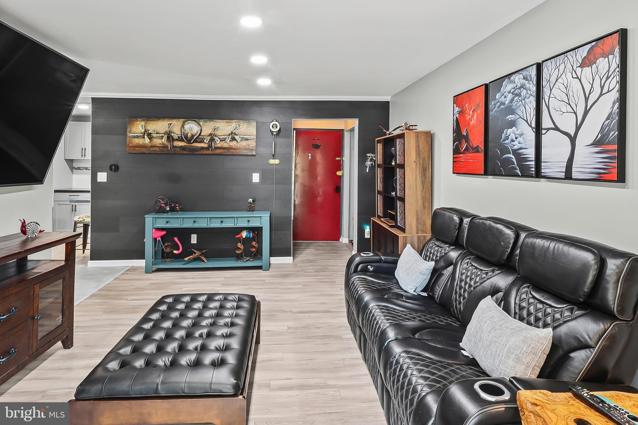 WALNUT GROVE - Residential