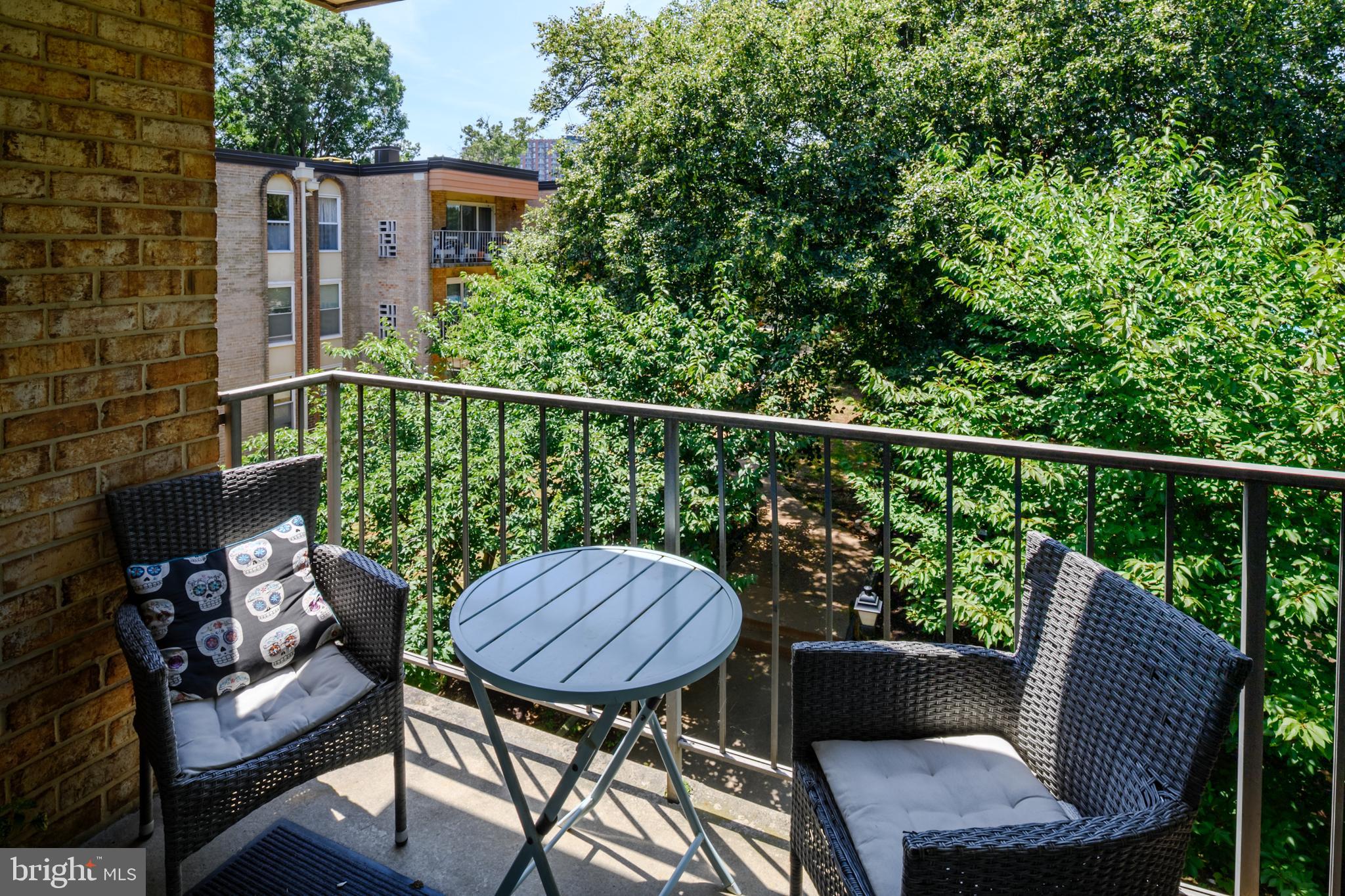 WALNUT GROVE - Residential