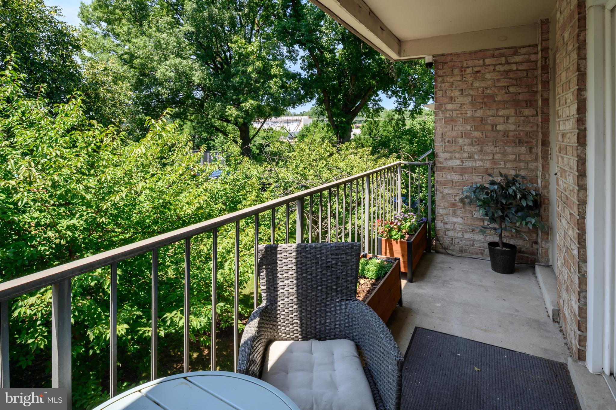 WALNUT GROVE - Residential