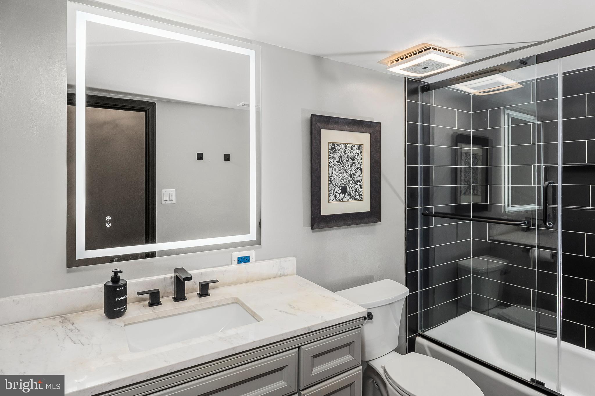 WALNUT GROVE - Residential
