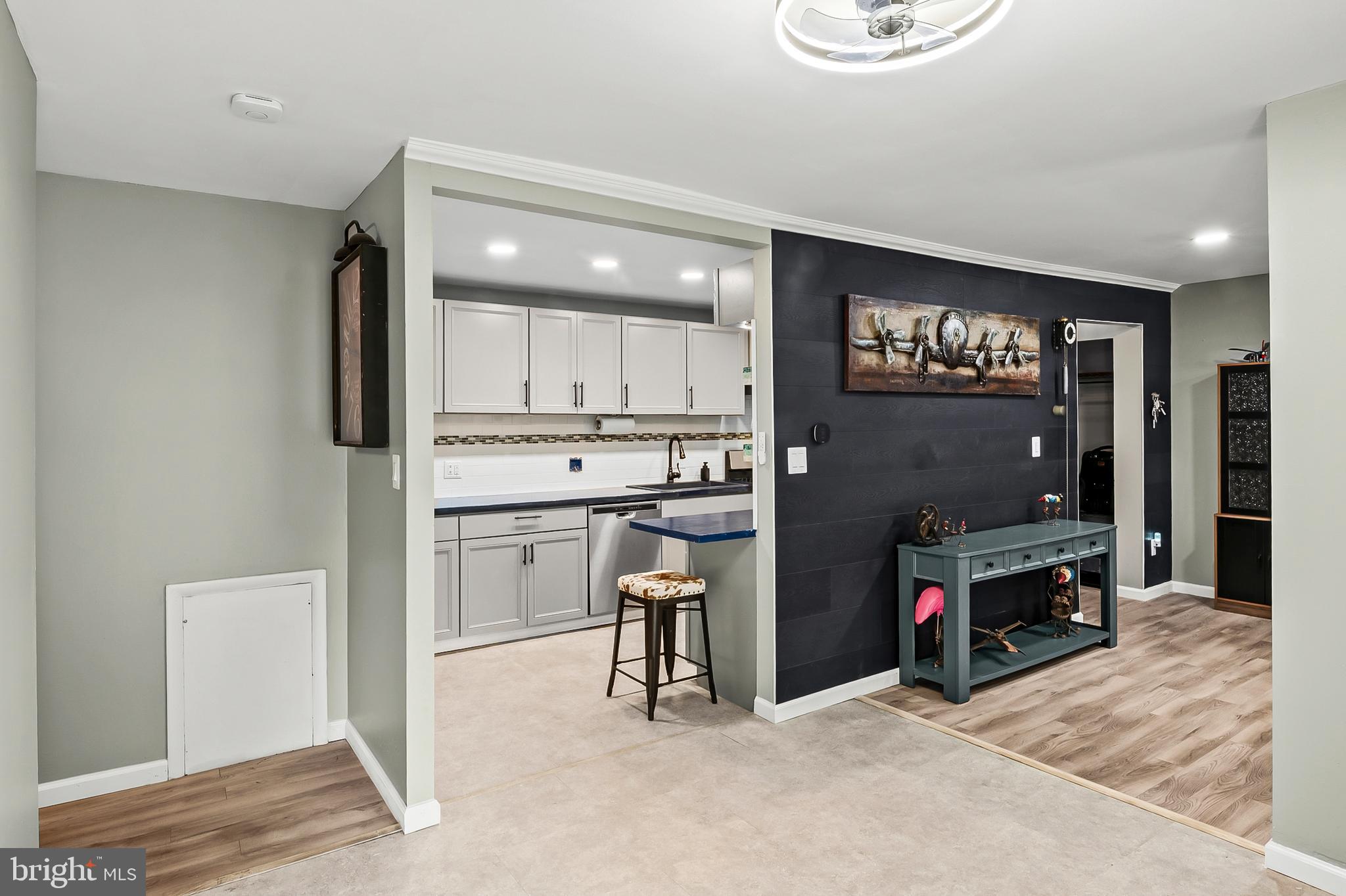 WALNUT GROVE - Residential