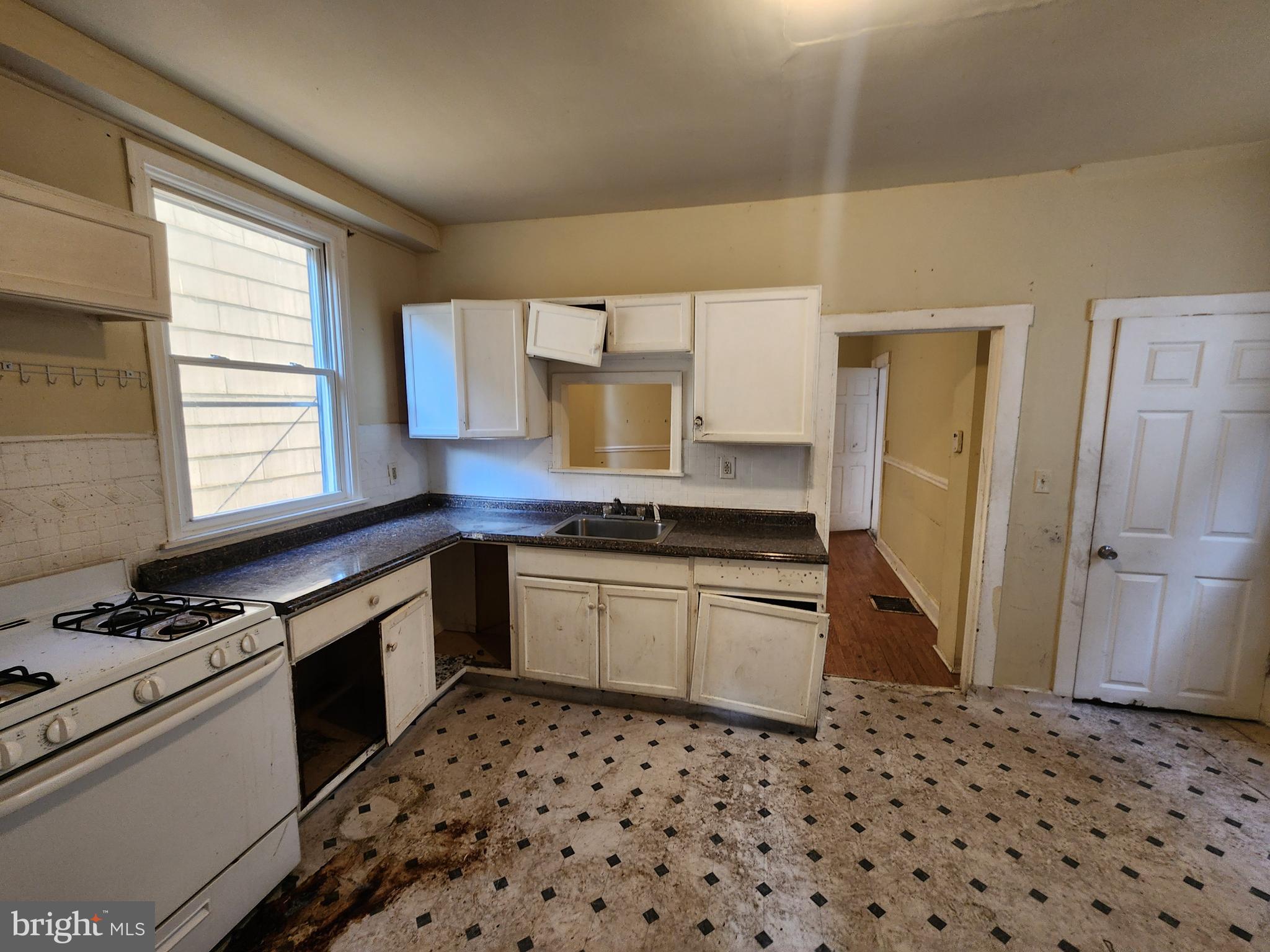 IRVINGTON - Residential
