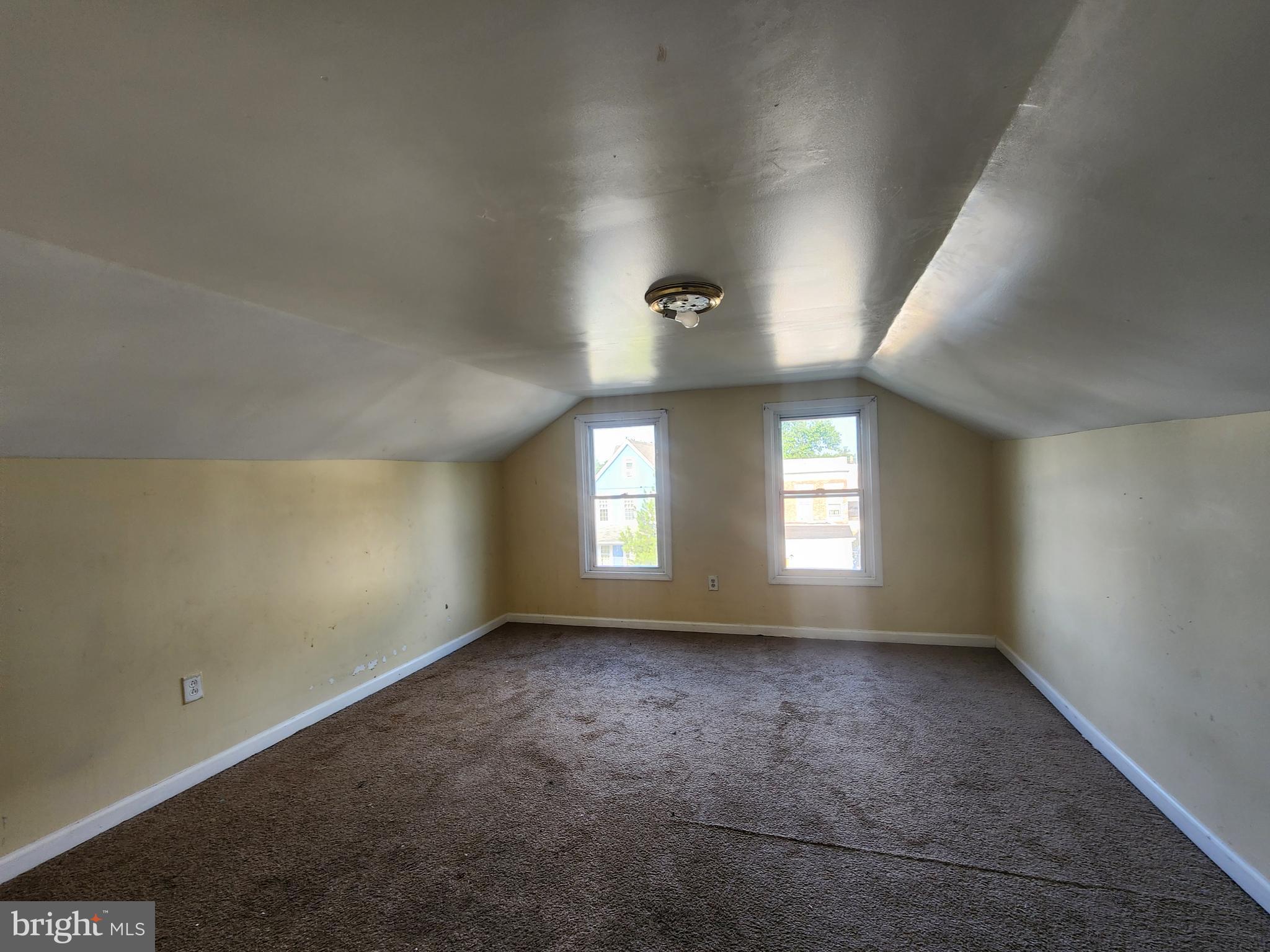 IRVINGTON - Residential