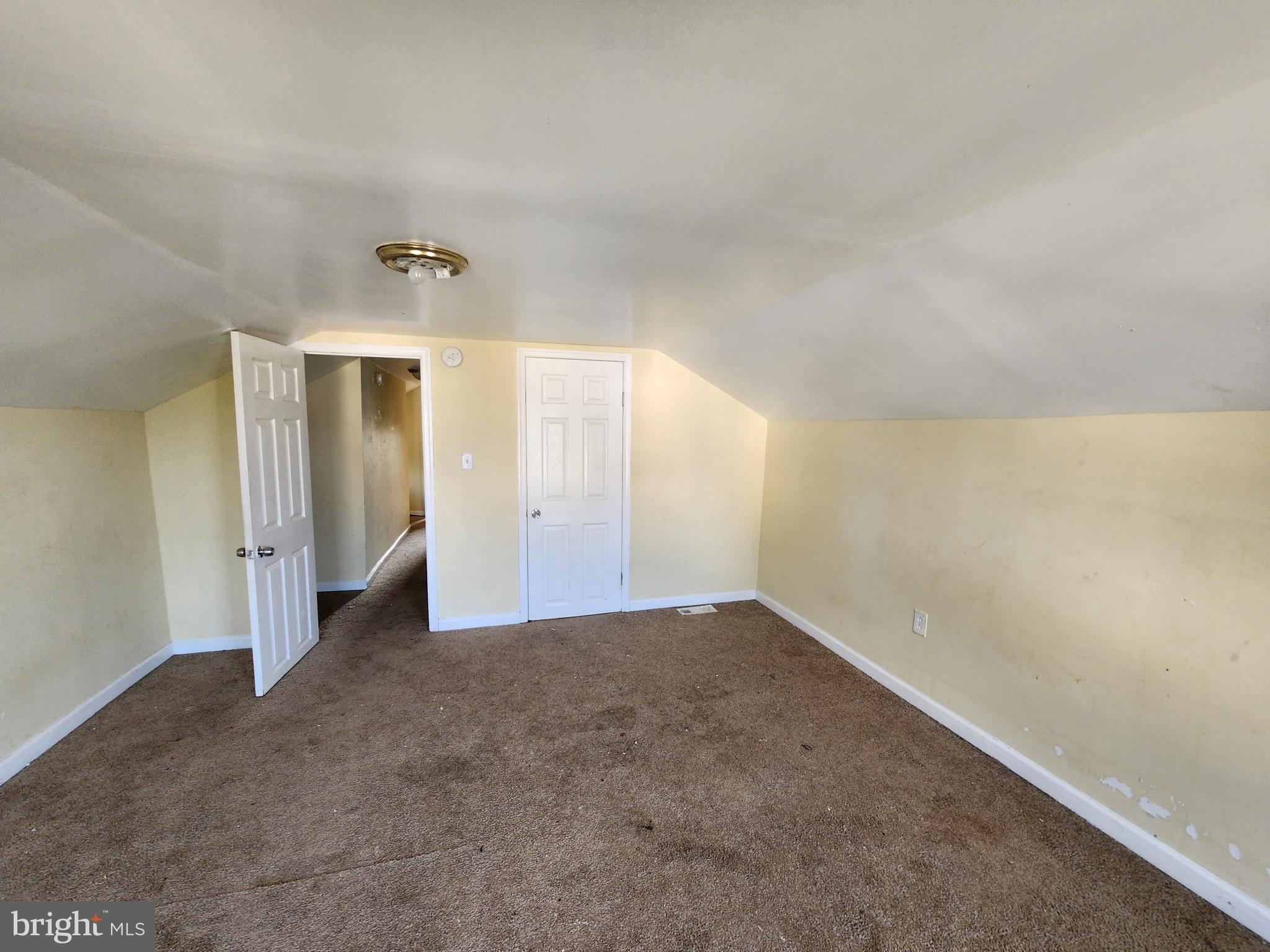 IRVINGTON - Residential