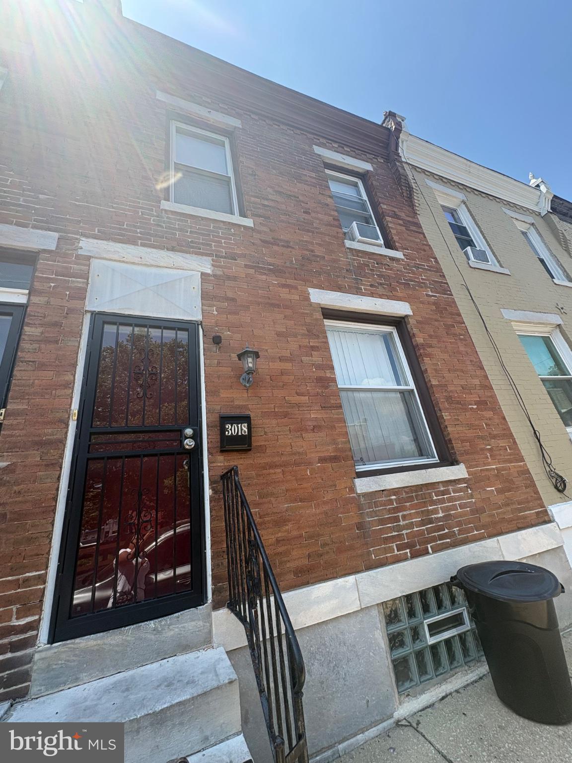 Looking for an affordable home or your next investment? This 2-bedroom, 1-bath property in the Allegheny section of Philadelphia is a great opportunity for first-time buyers, investors, or anyone looking to build equity.

Conveniently located near shopping and public transportation.  

📲 Schedule your private showing today before it’s gone!