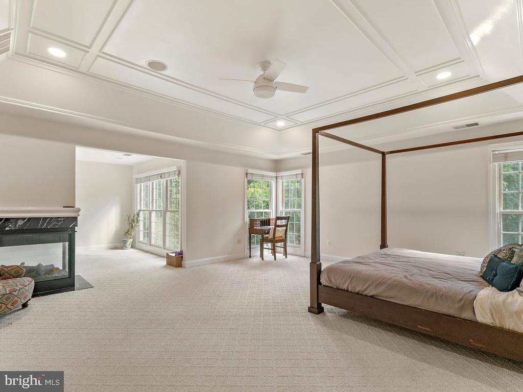 GLEN MEADOWS - Residential