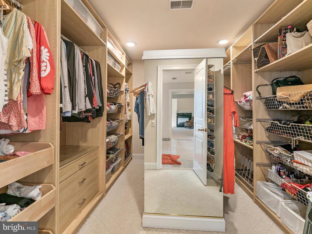 GLEN MEADOWS - Residential