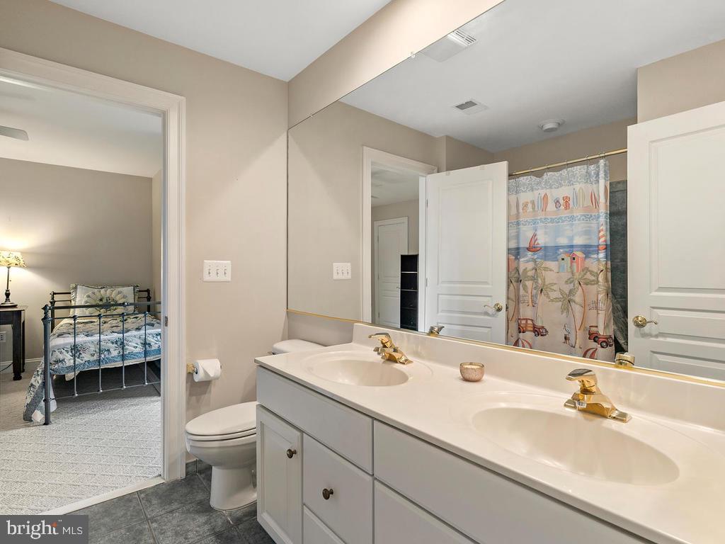GLEN MEADOWS - Residential