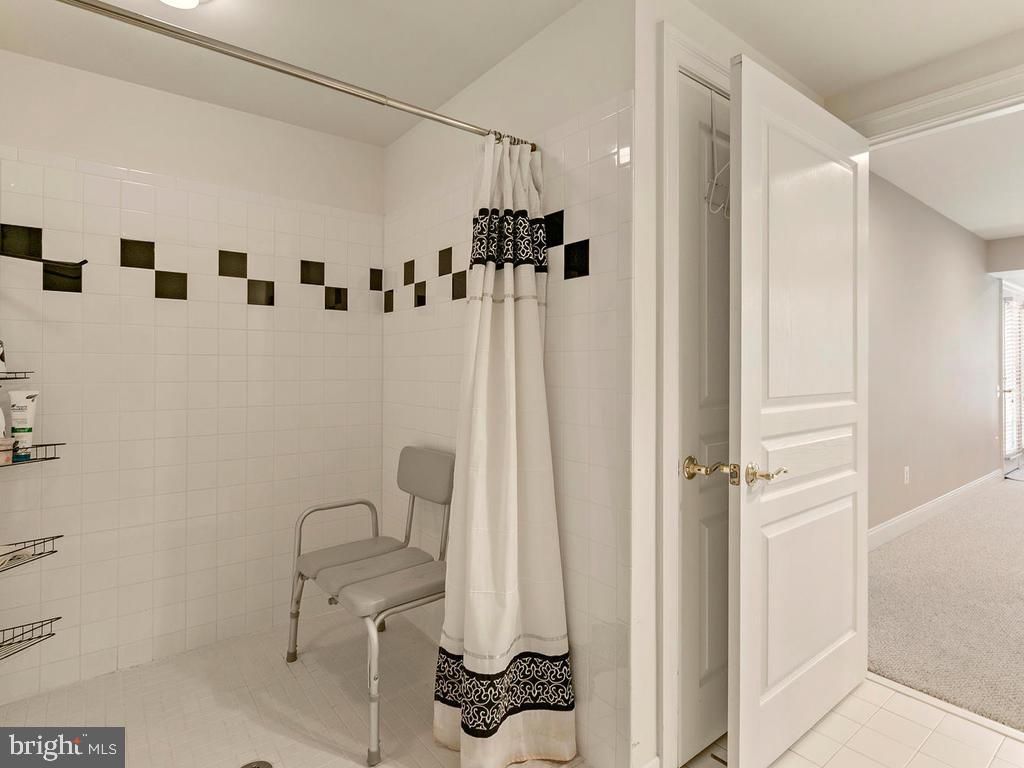 GLEN MEADOWS - Residential