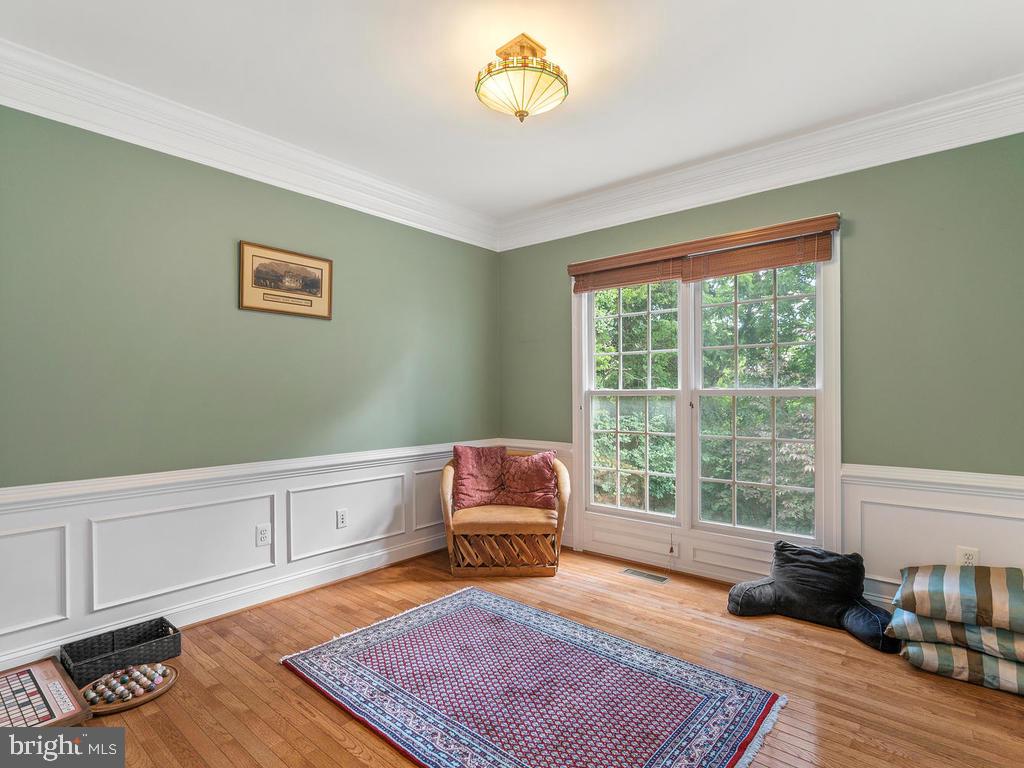 GLEN MEADOWS - Residential