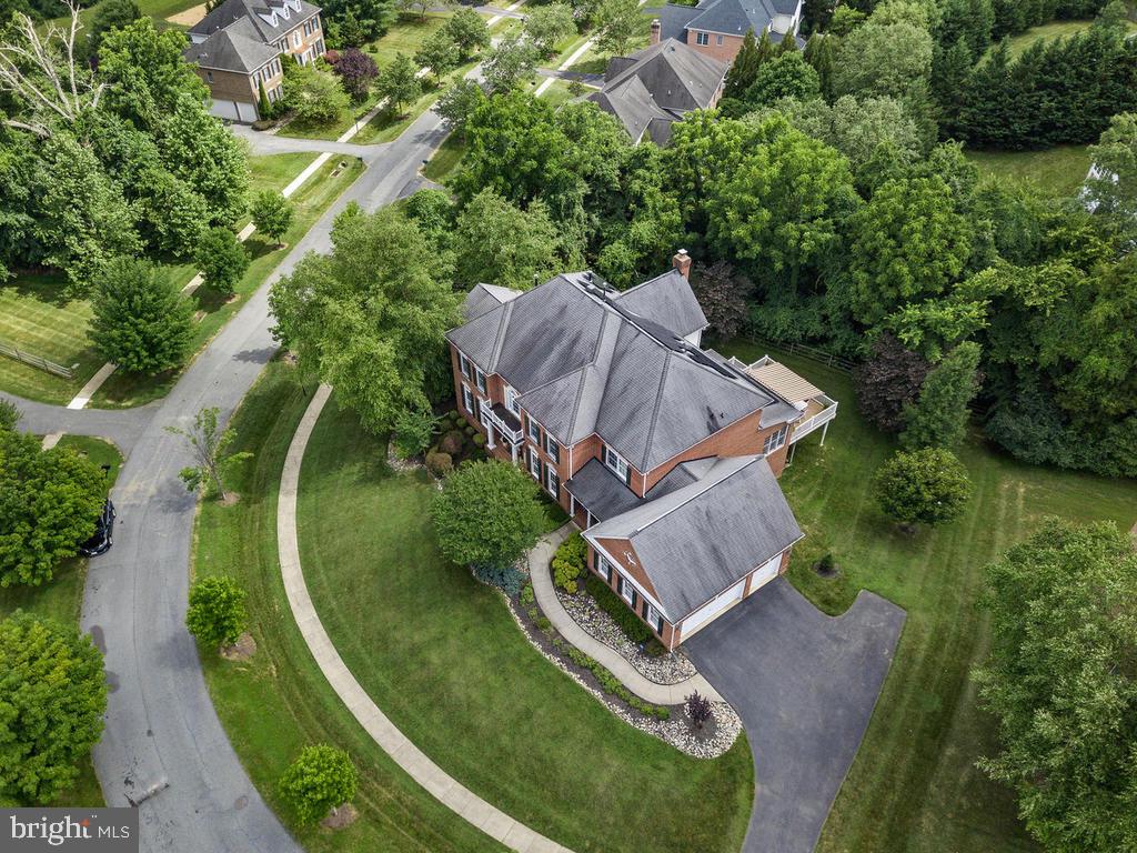 GLEN MEADOWS - Residential