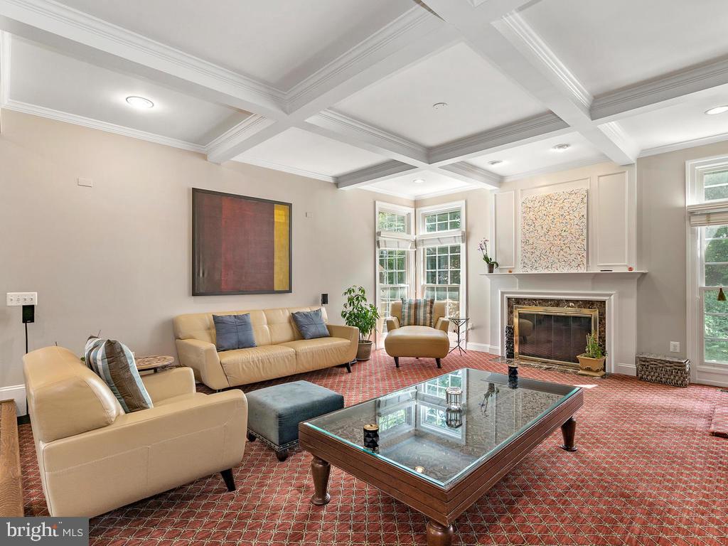 GLEN MEADOWS - Residential