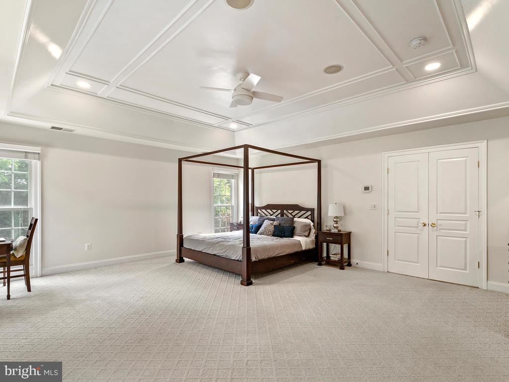 GLEN MEADOWS - Residential