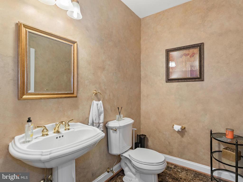 GLEN MEADOWS - Residential