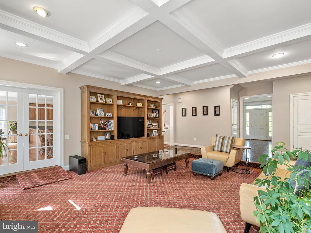 GLEN MEADOWS - Residential