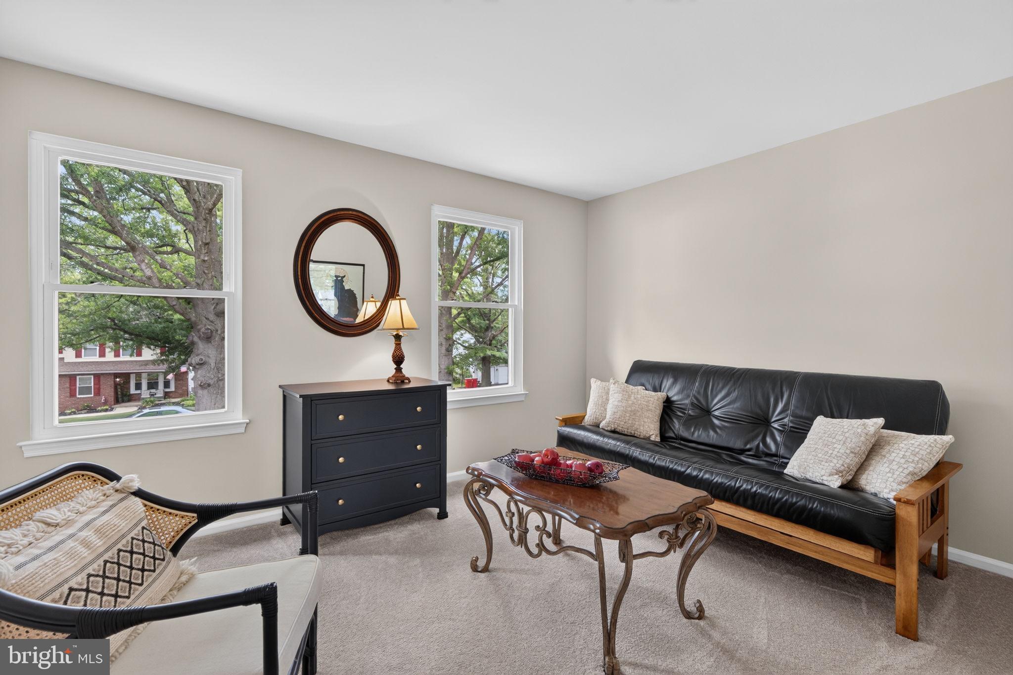 HEATHER KNOLL - Residential