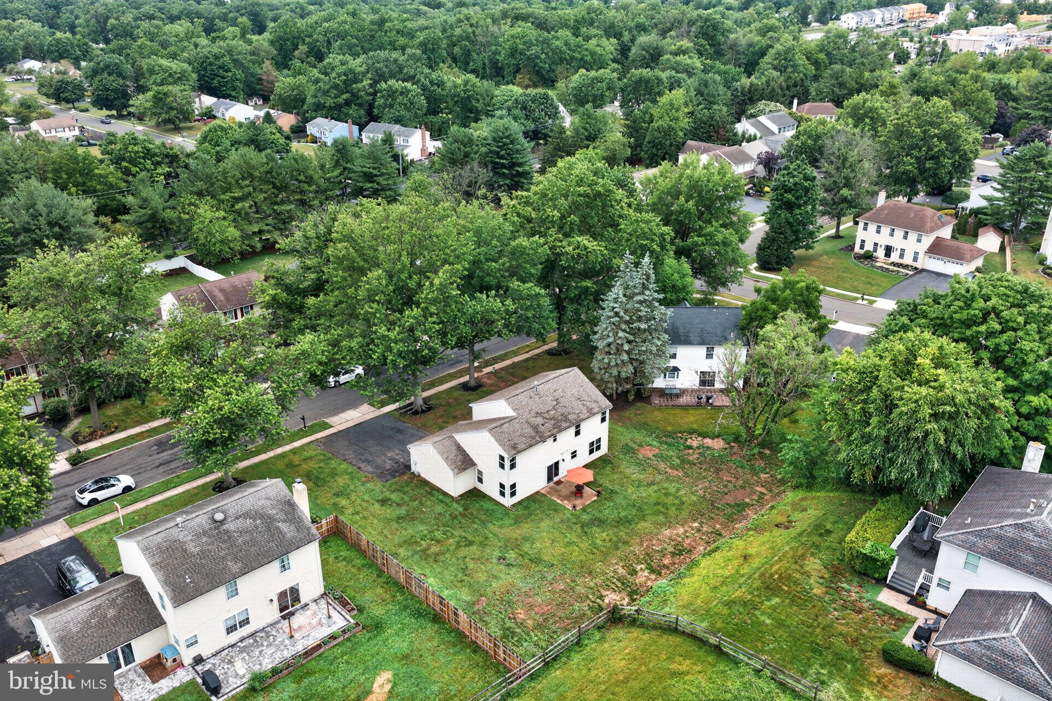 HEATHER KNOLL - Residential