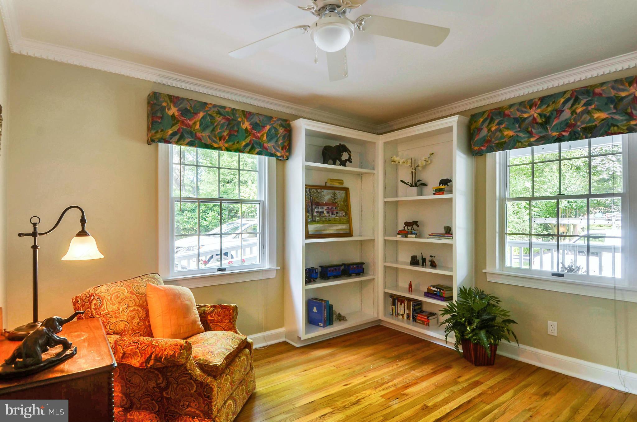 KENSINGTON - Residential