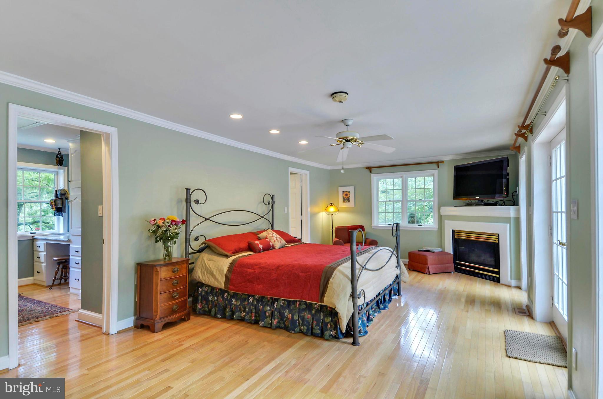 KENSINGTON - Residential