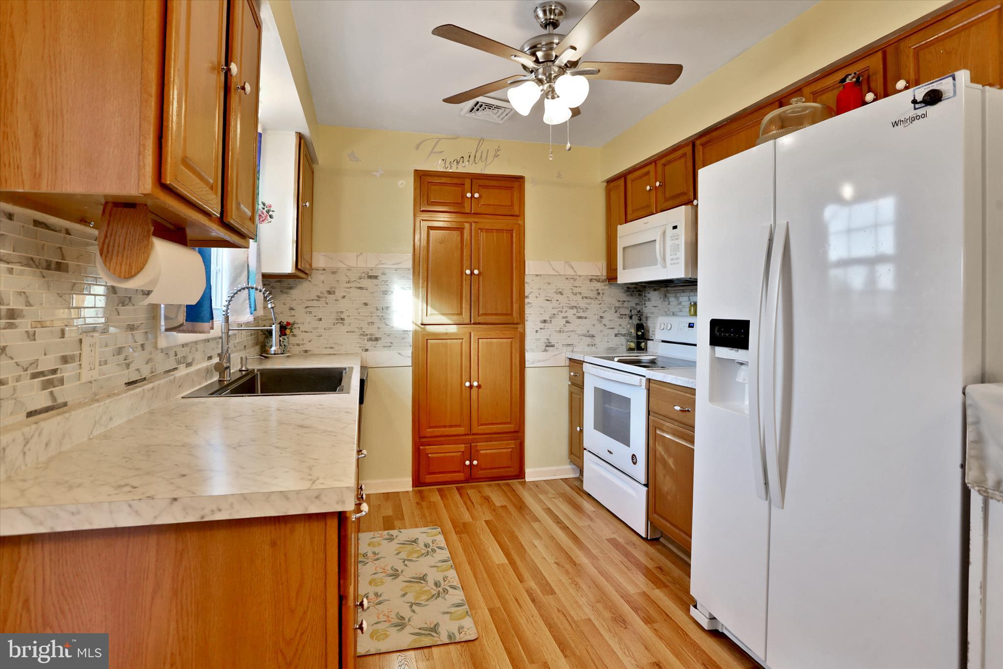 SUNRISE ACRES - Residential