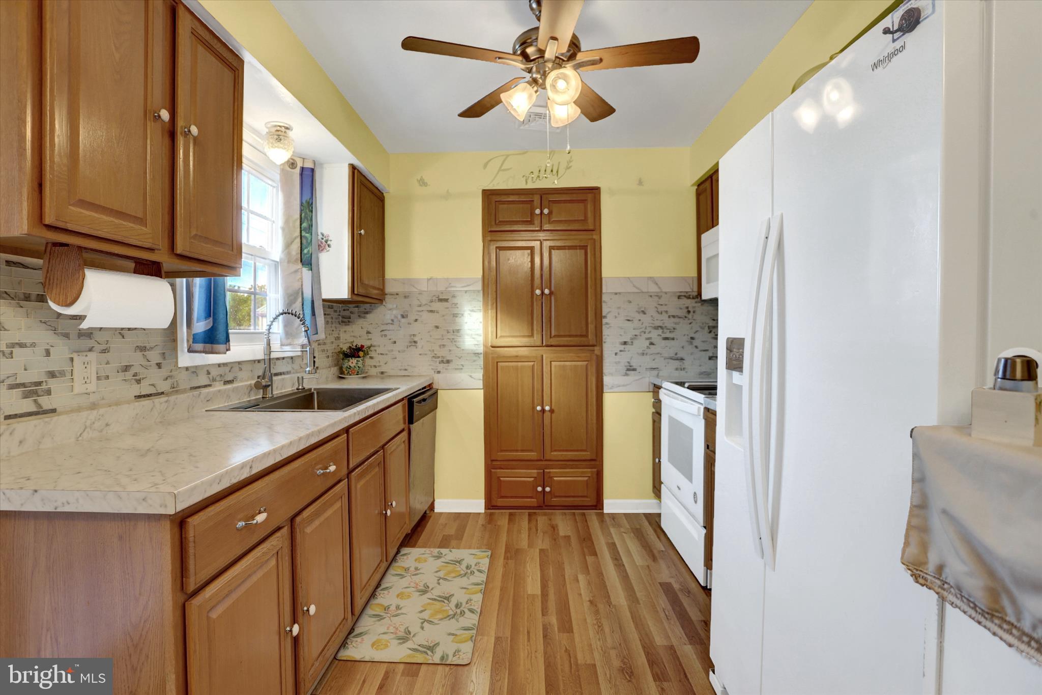 SUNRISE ACRES - Residential