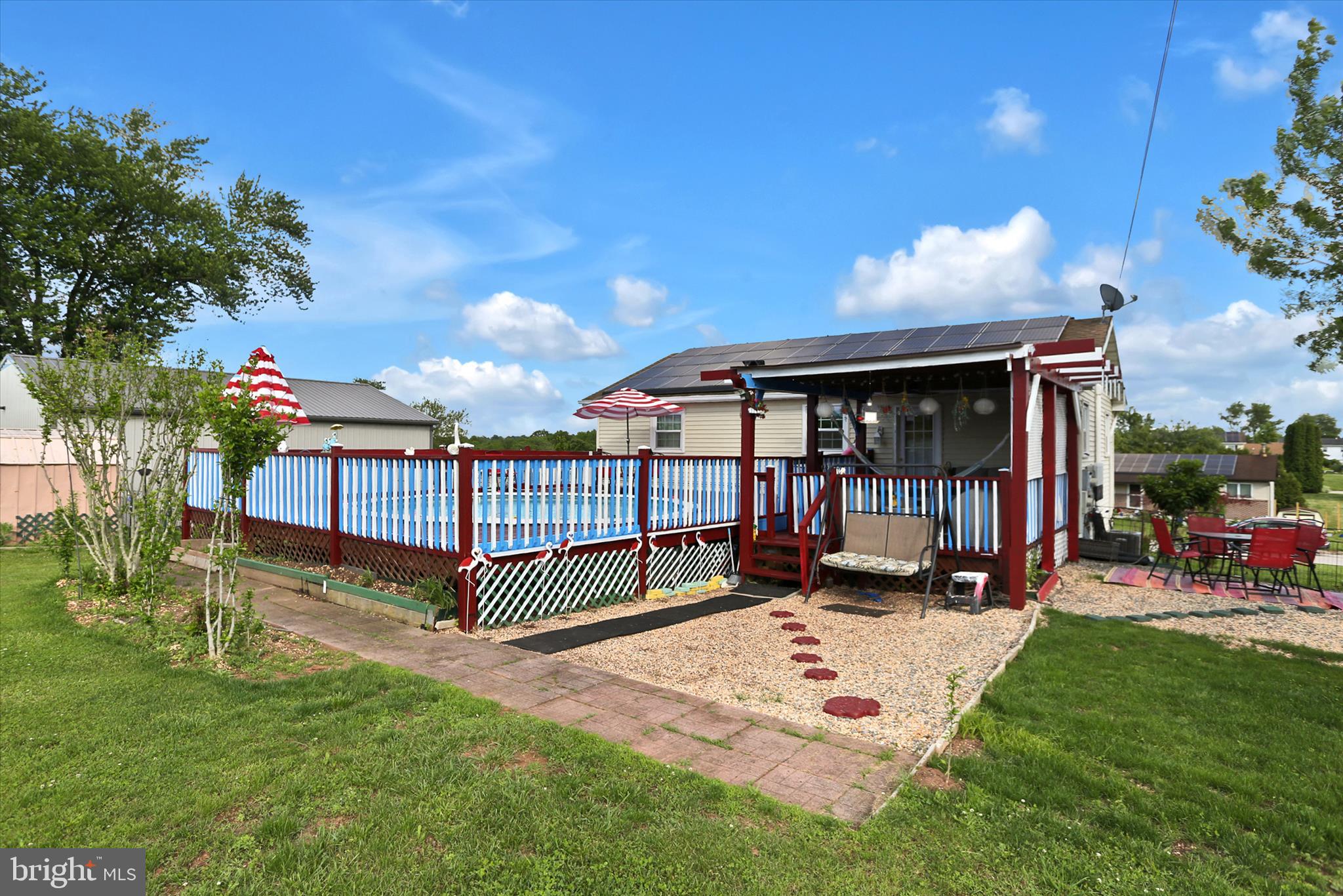 SUNRISE ACRES - Residential