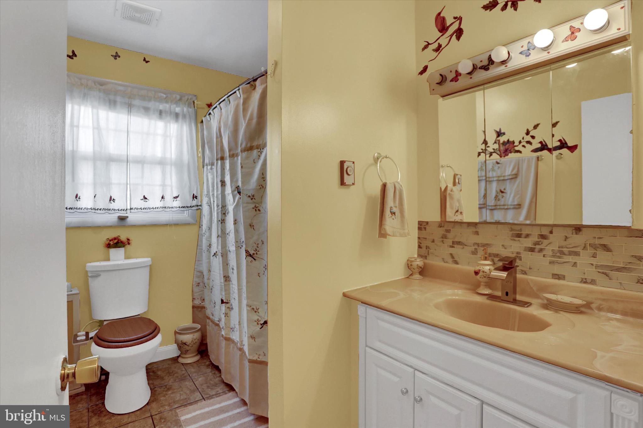 SUNRISE ACRES - Residential