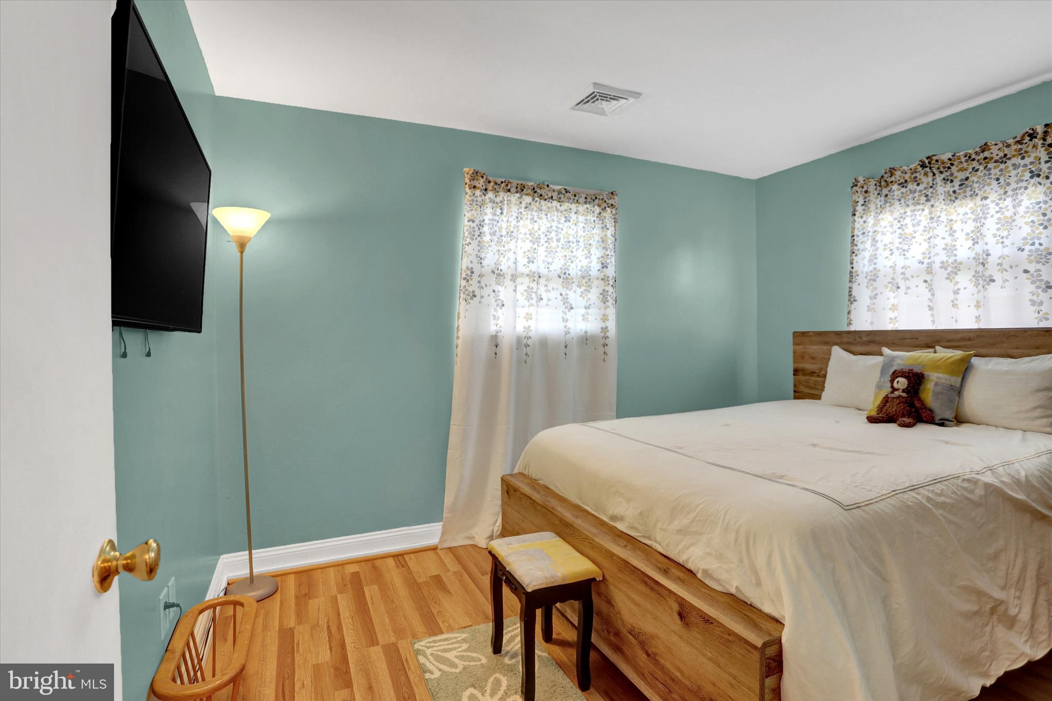 SUNRISE ACRES - Residential