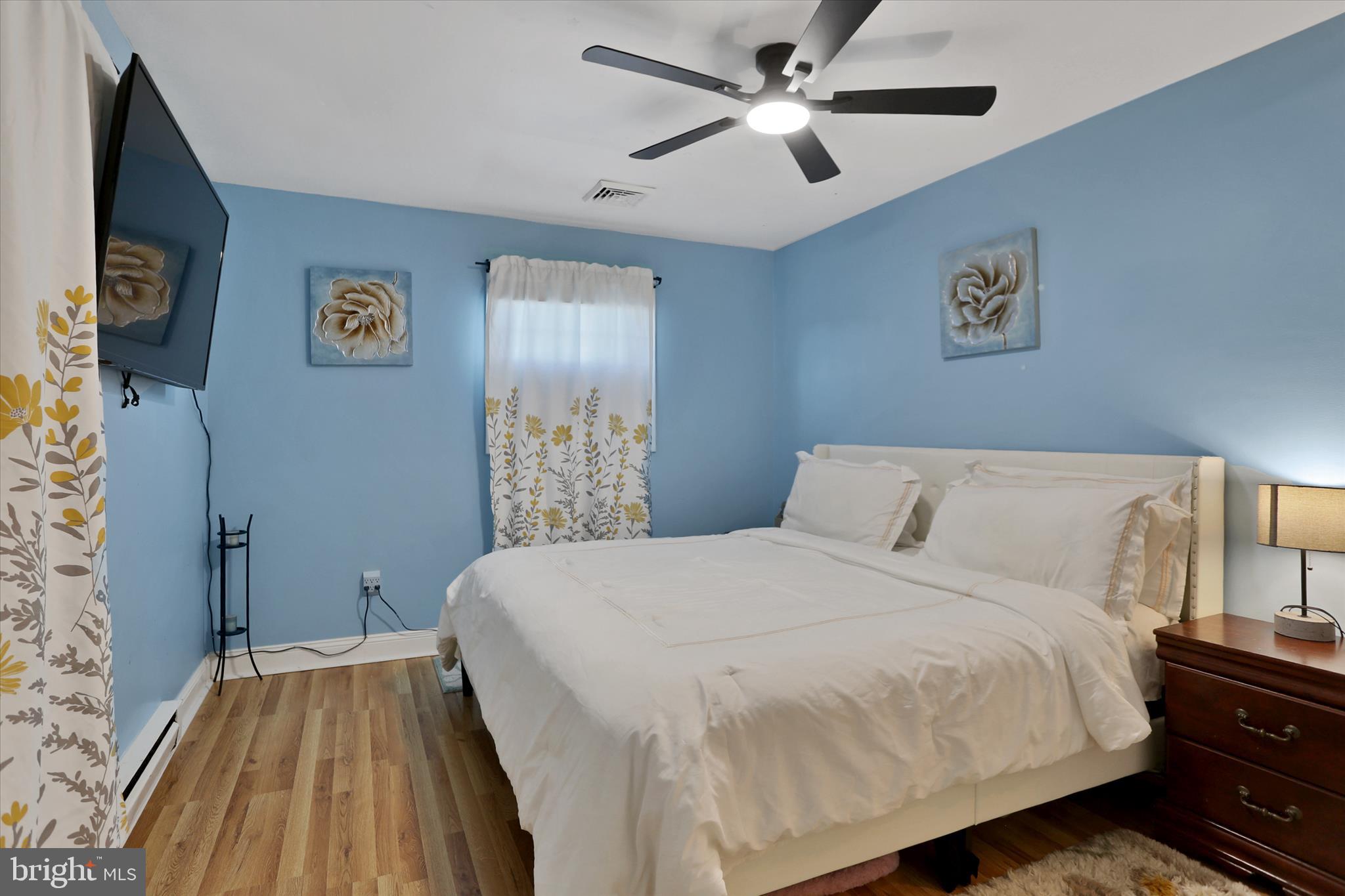 SUNRISE ACRES - Residential