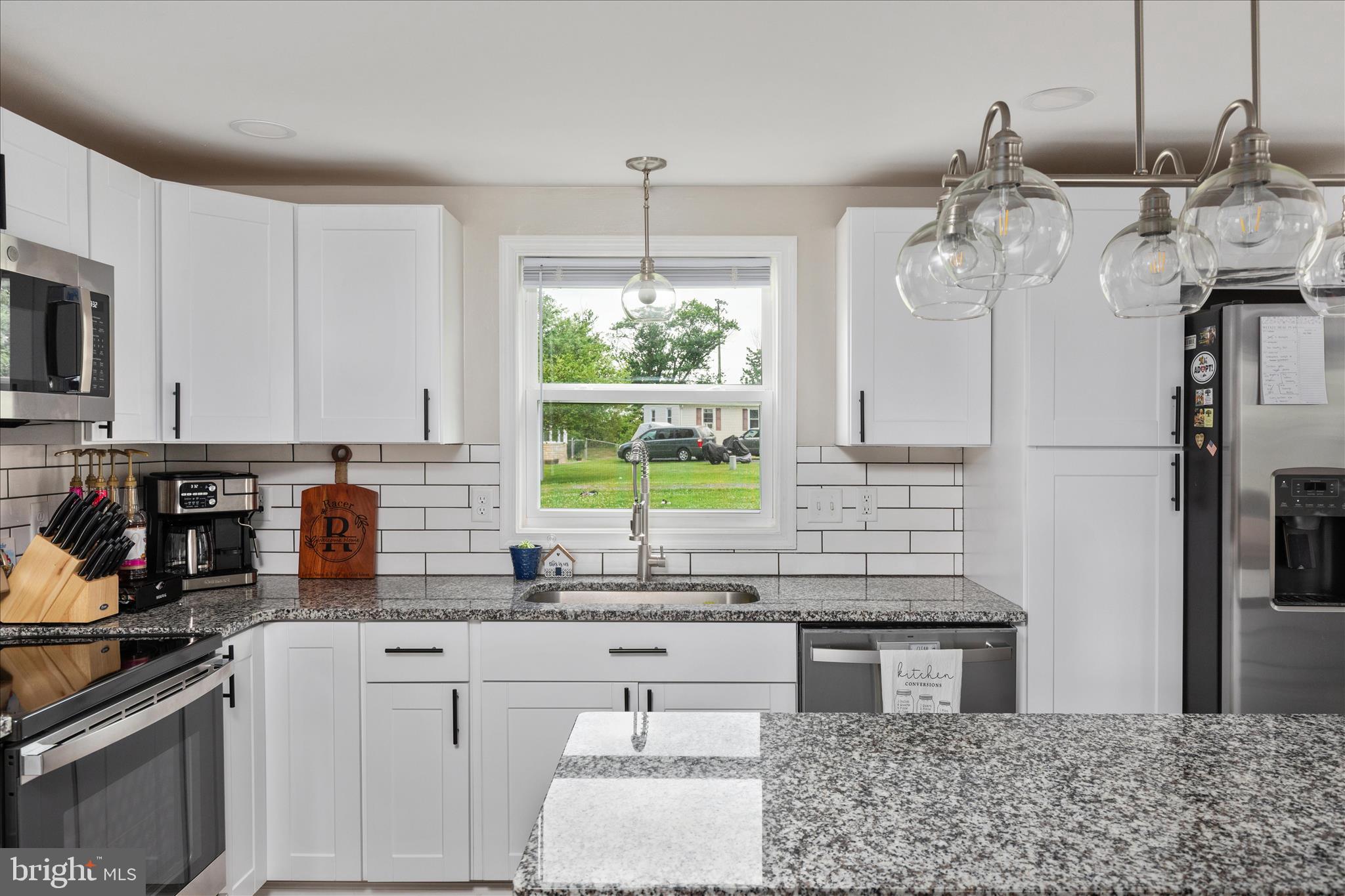 DUTCH LANE - Residential