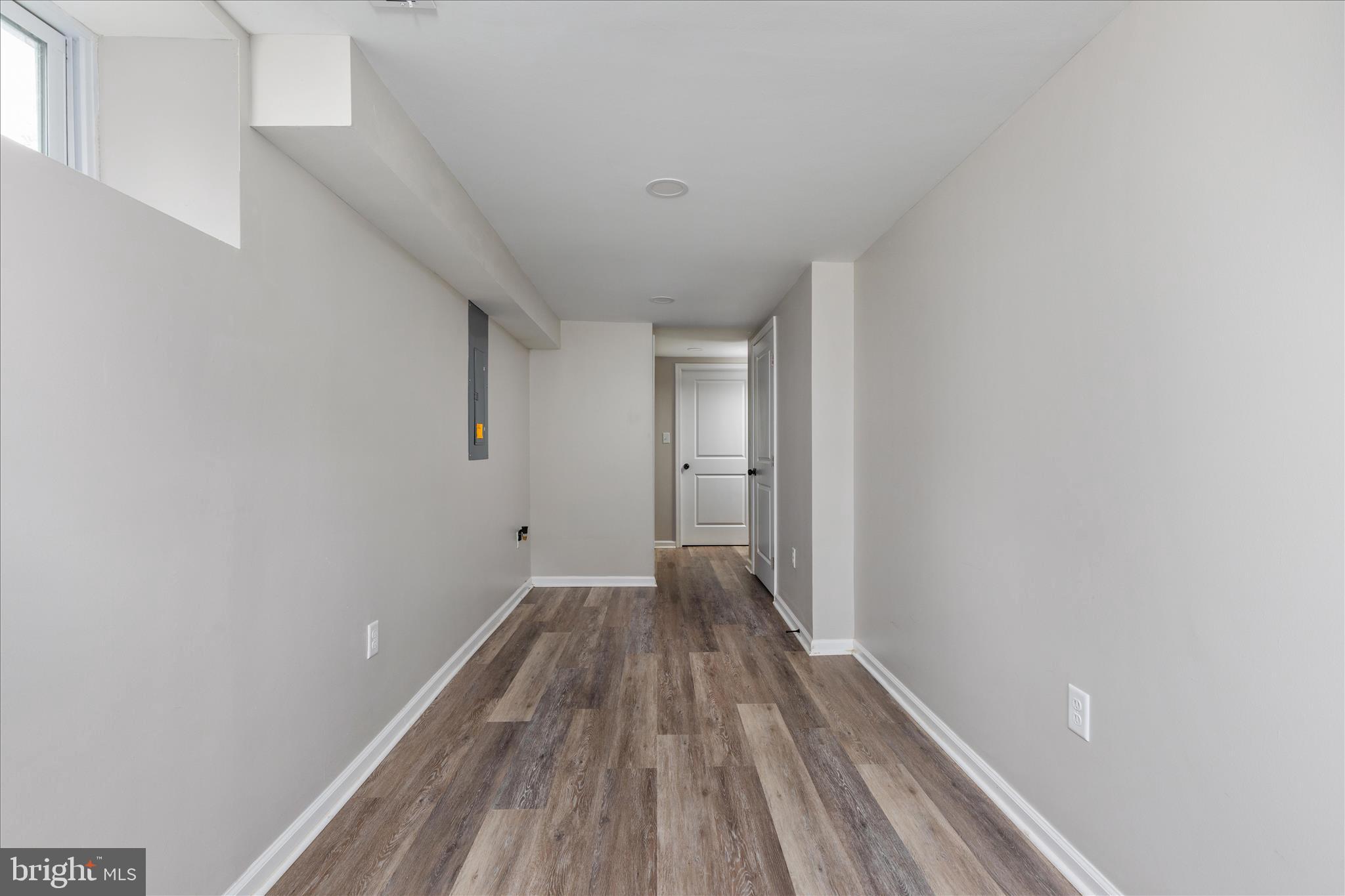 DUTCH LANE - Residential
