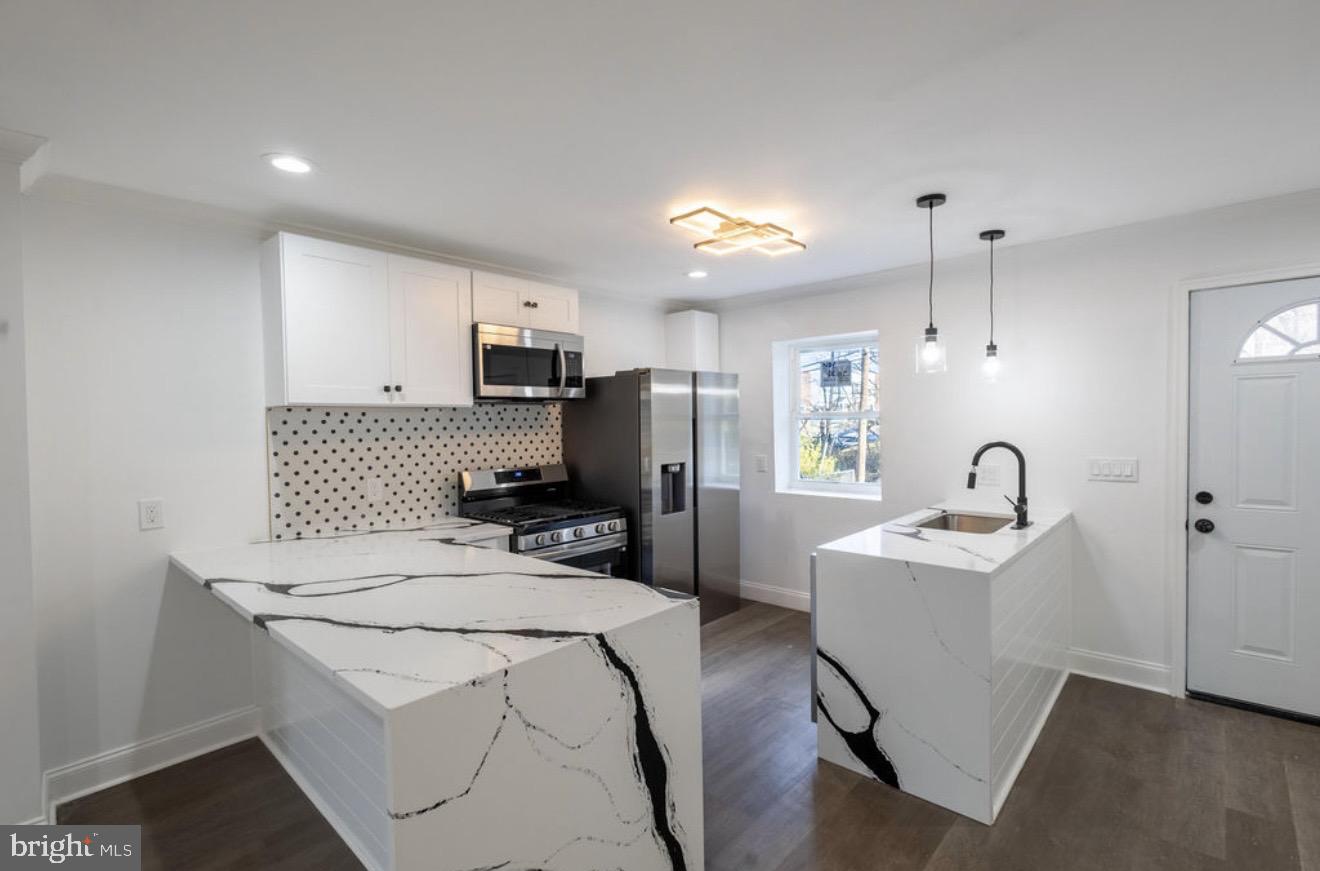 BROOKLYN PARK - Residential