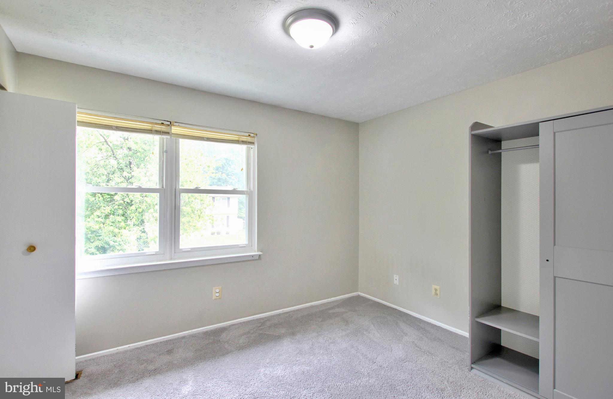 WETHERSFIELD - Residential