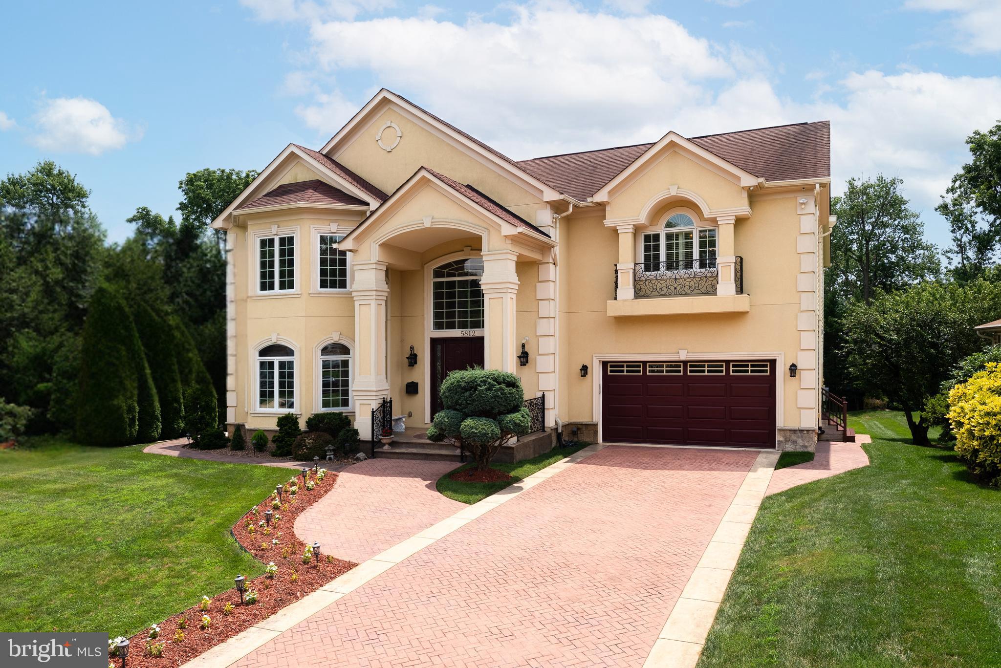 LONE OAK - Residential