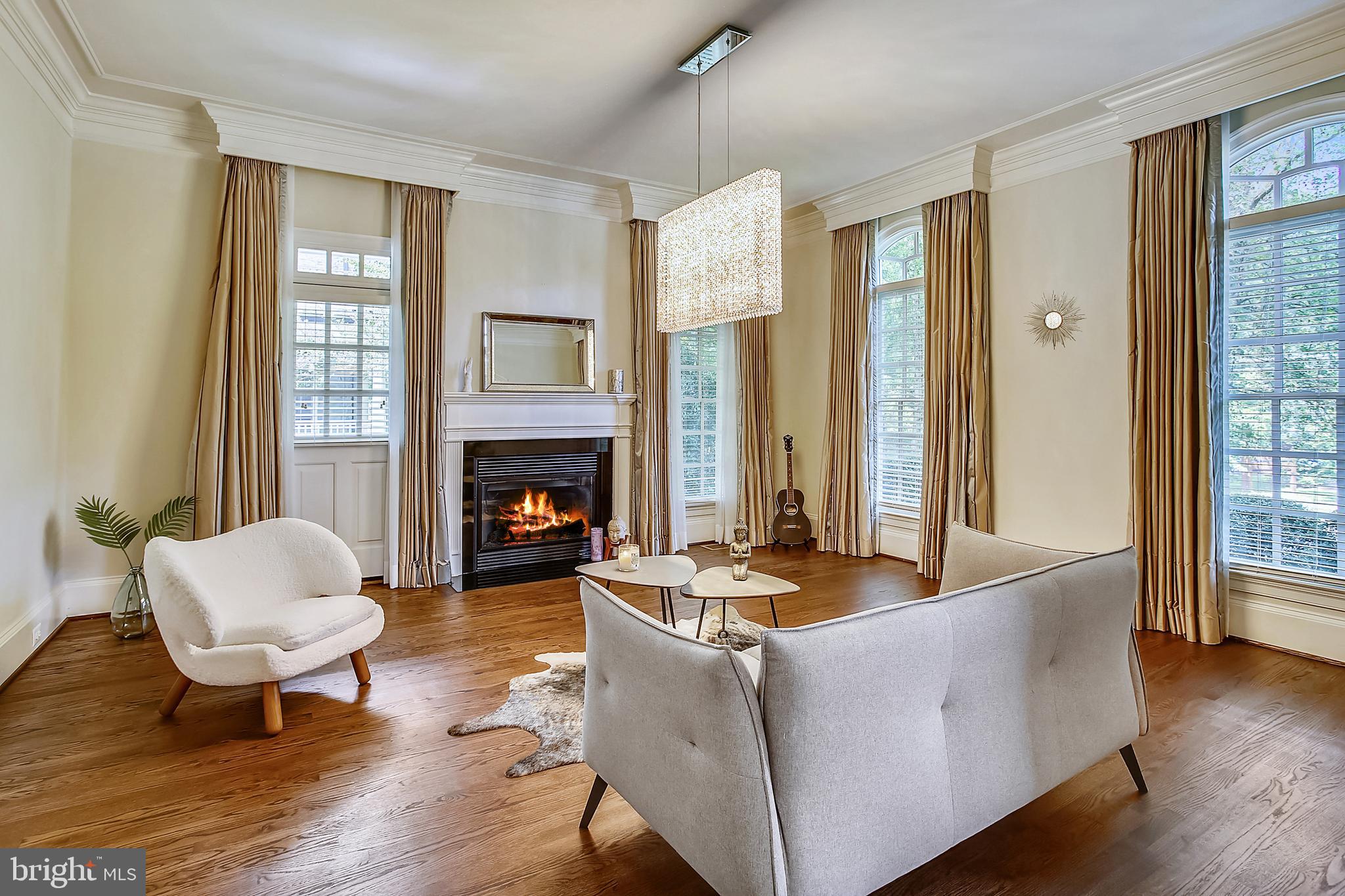 INGLESIDE - Residential
