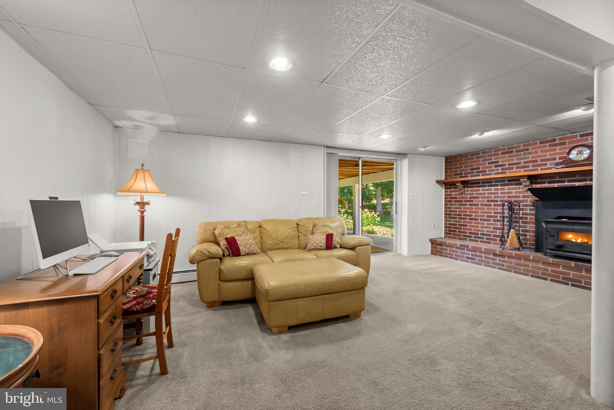 ELDERSBURG - Residential