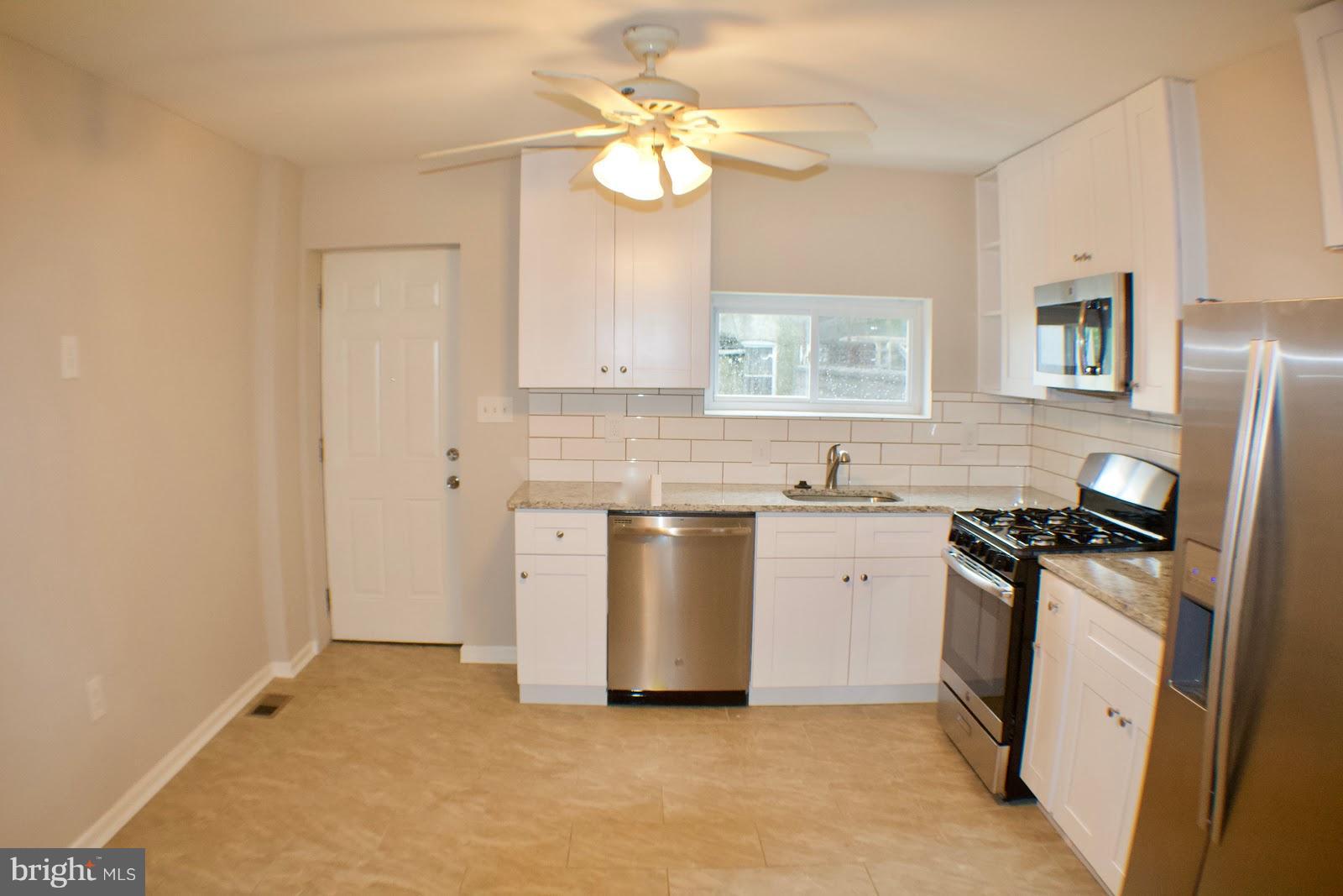 CHARLES VILLAGE - Residential