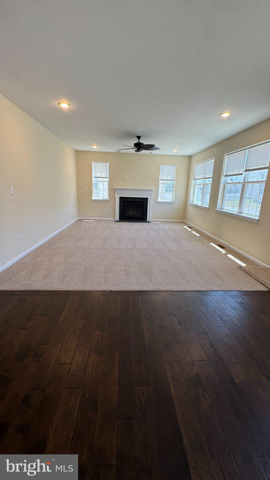 ST. CHARLES, GLENEAGLES SOUTH - Residential