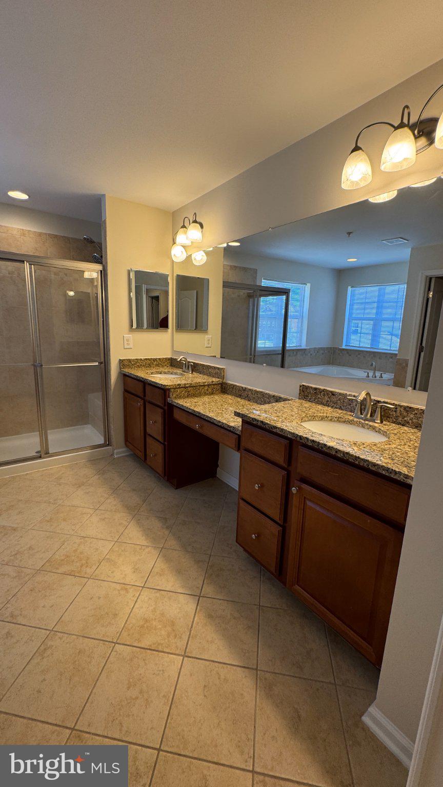 ST. CHARLES, GLENEAGLES SOUTH - Residential