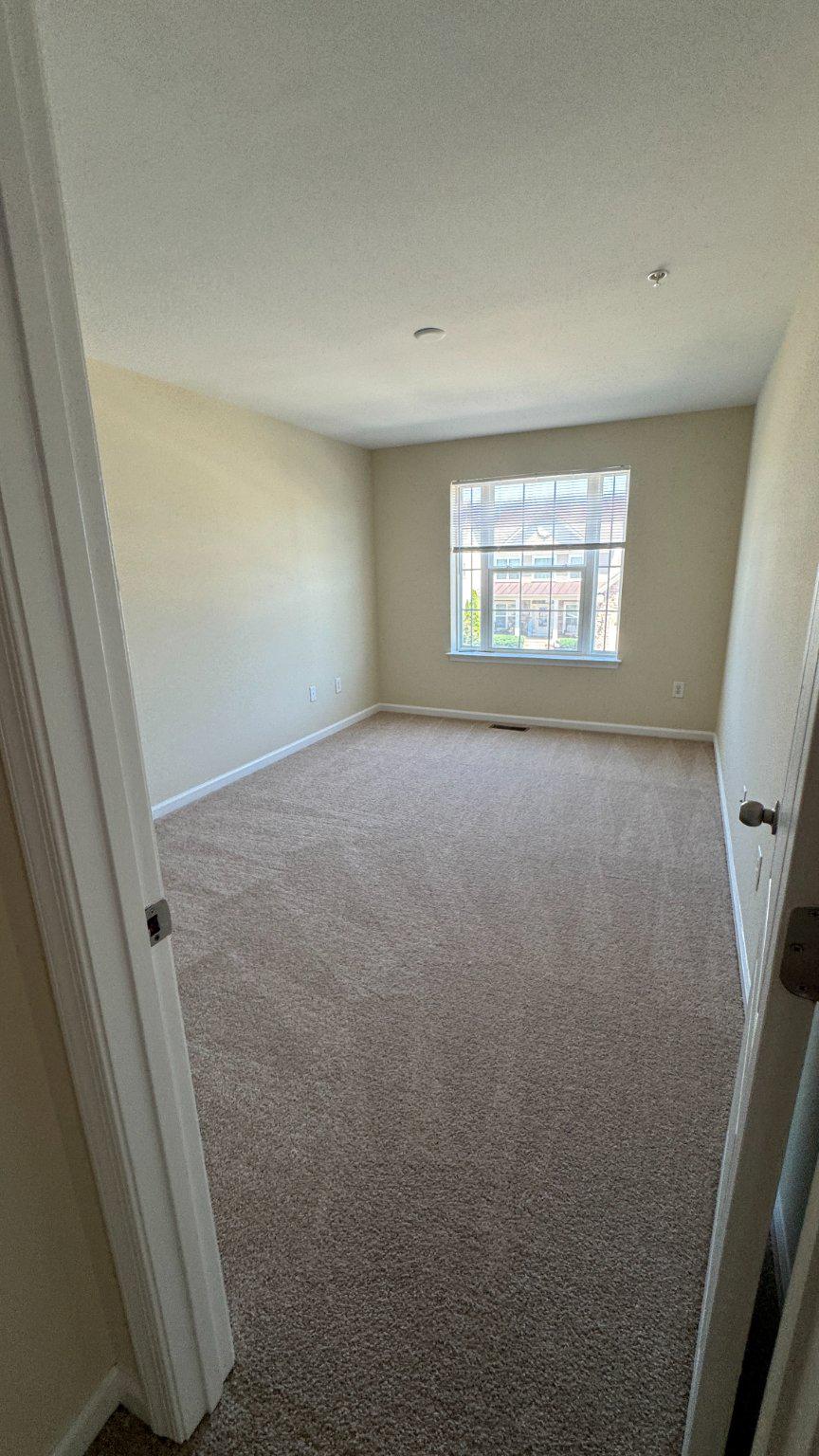 ST. CHARLES, GLENEAGLES SOUTH - Residential
