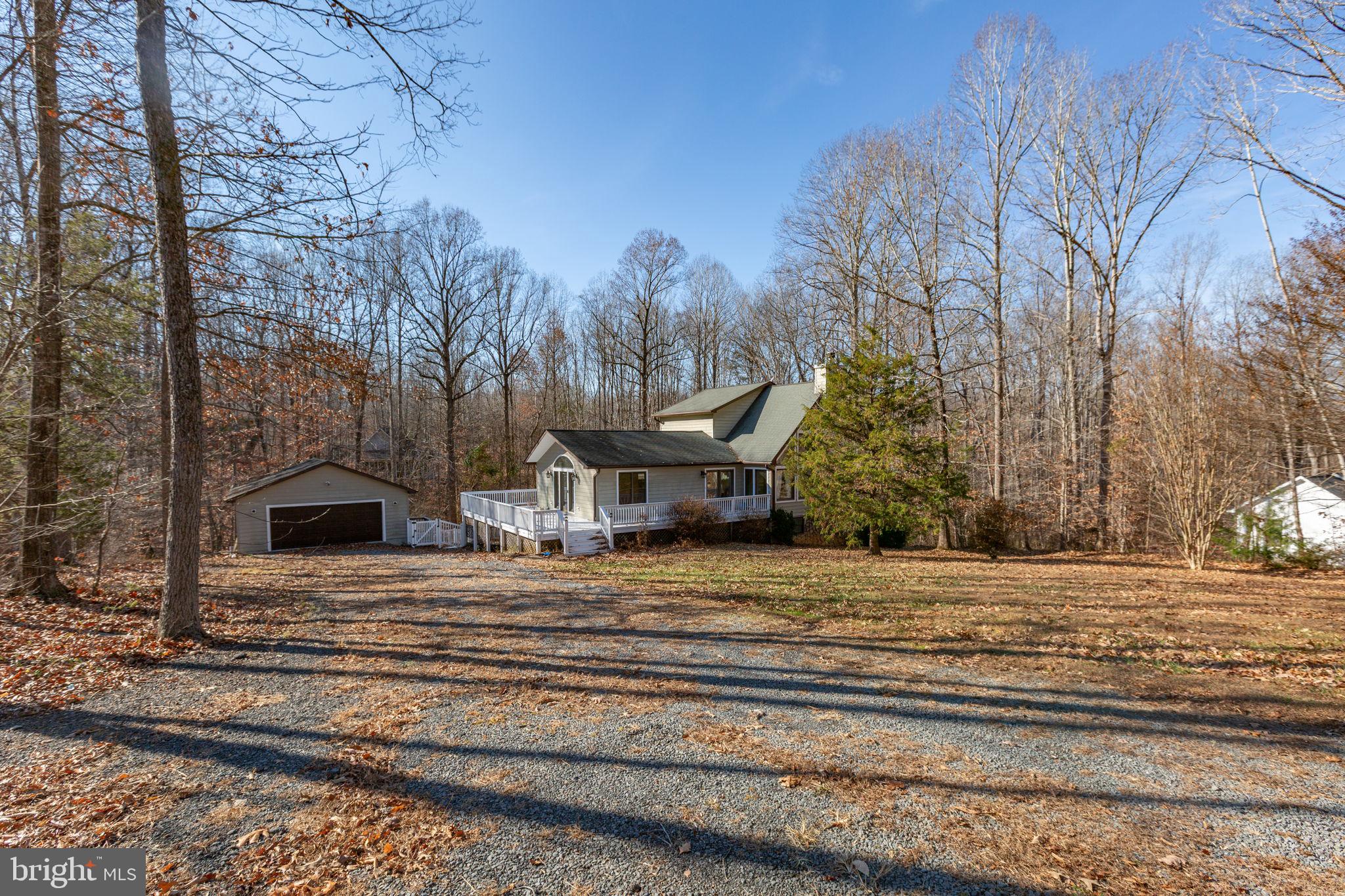 ROLLING WOODS - Residential