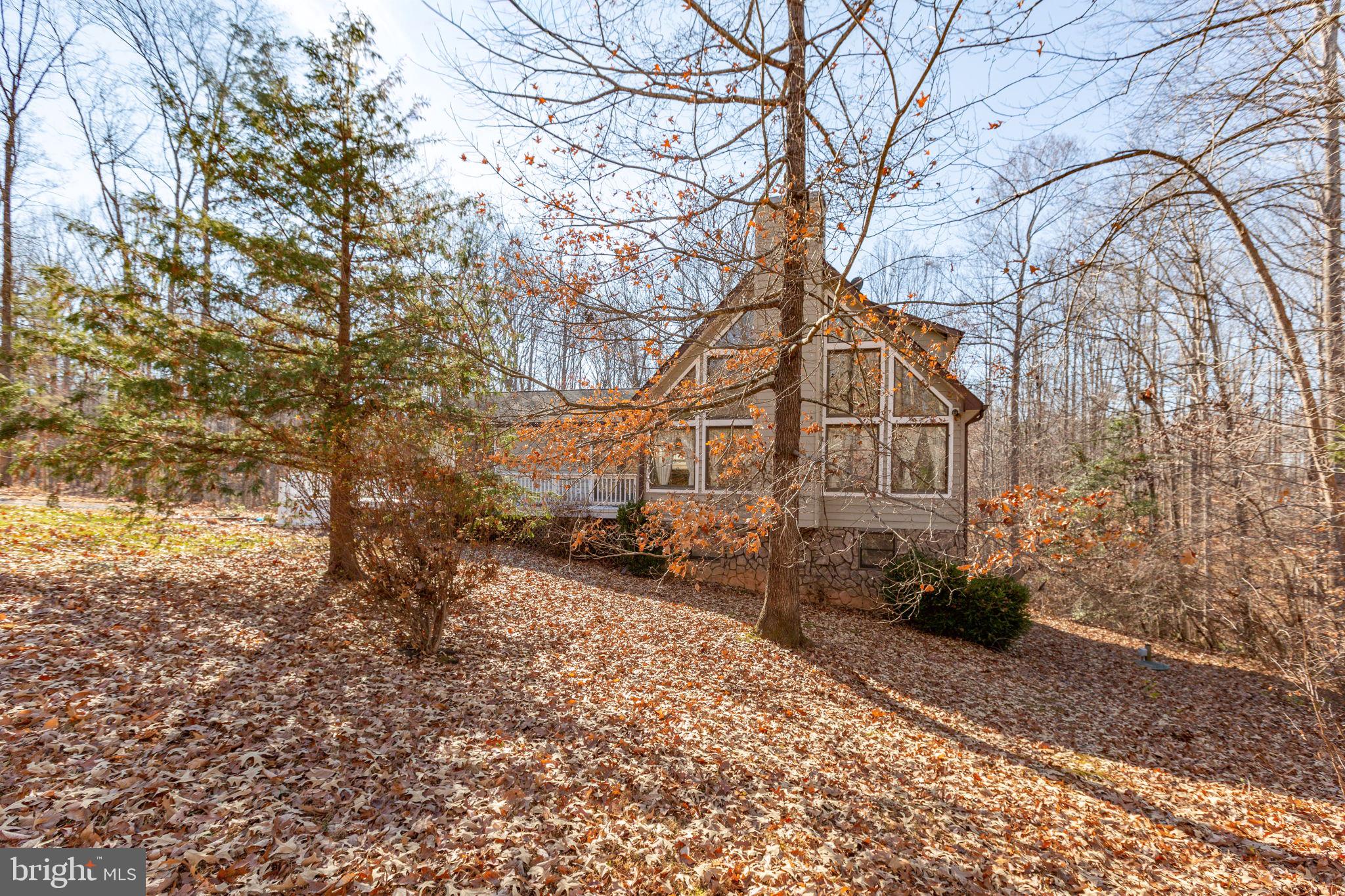 ROLLING WOODS - Residential