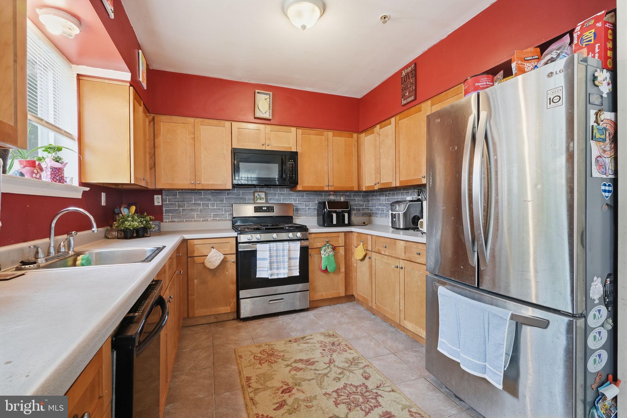 NORTH HILLS - Residential