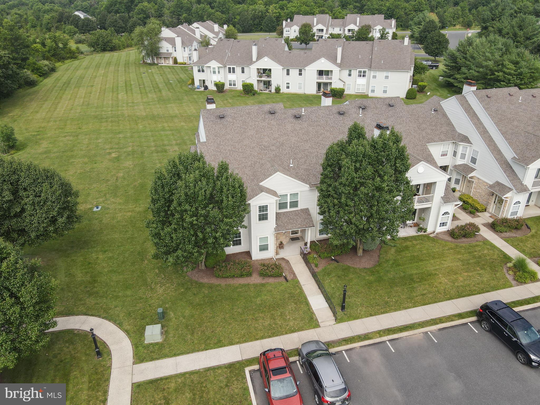 WILLOW STREAM - Residential